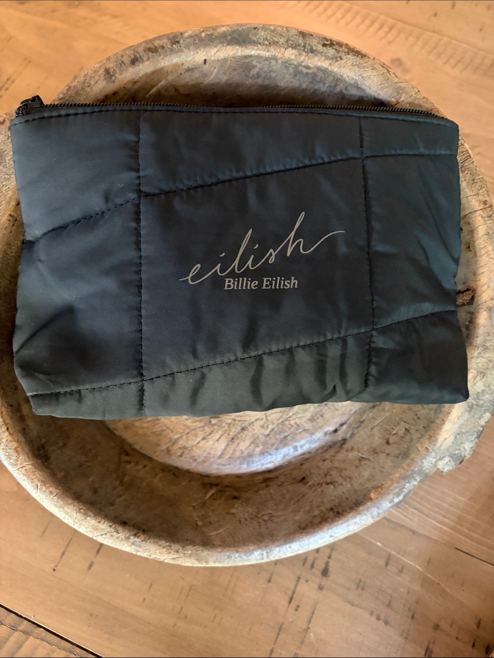 New Billie Eilish Black Quilted Nylon Zip Pouch - Picture 2 of 4